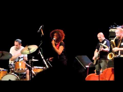 Neneh Cherry &amp; The Thing - Dirt (Ljubljana Jazz Festival 2012)